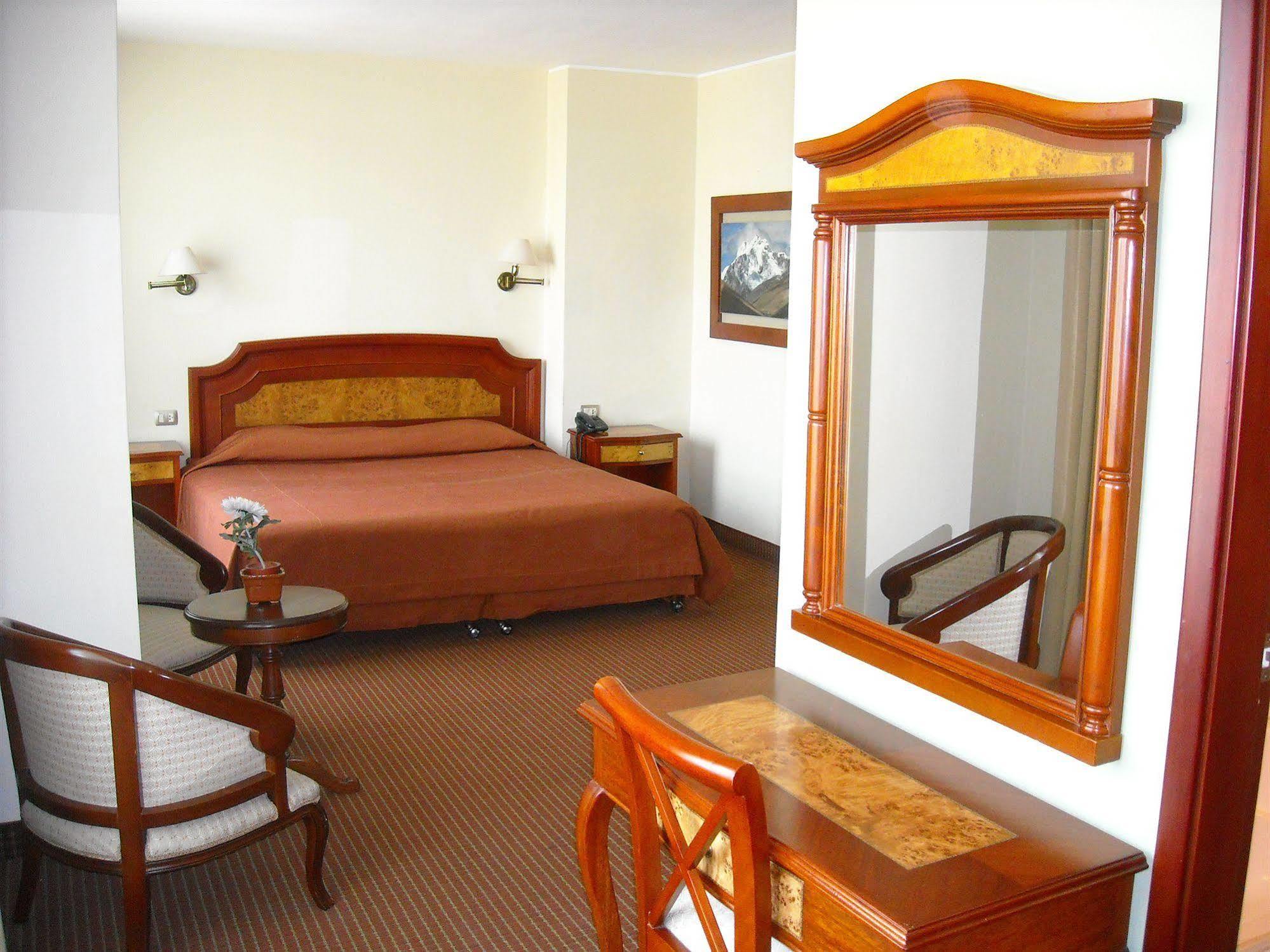 Hotel Continental Lima Dış mekan fotoğraf